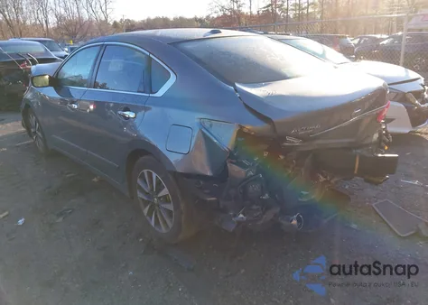 2017 Nissan Altima 2.5 Sv z USA, uszkodzony, nr VIN 1N4AL3AP3HC205112